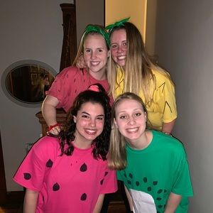 Meet your Posher, Isabel